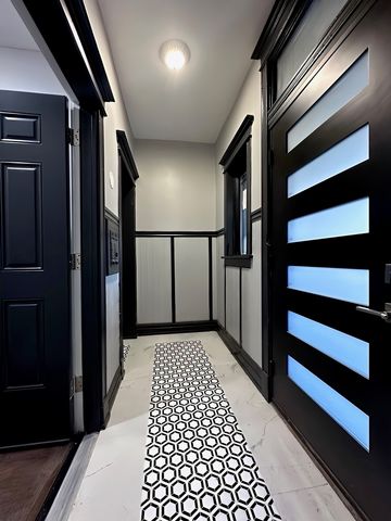 6331 S Elizabeth Street, Chicago, IL 60636