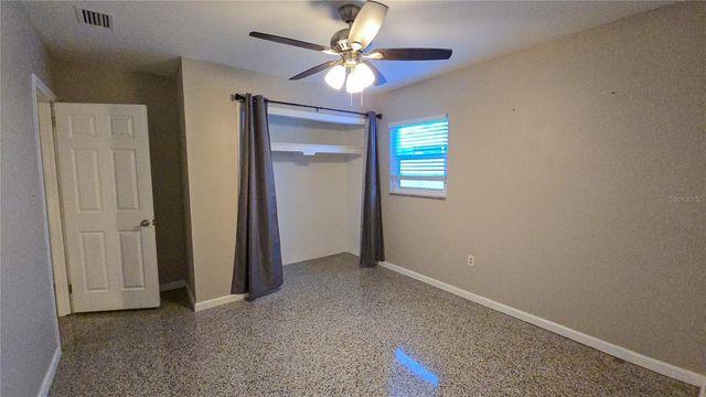 2810 W ROBSON STREET, Tampa, FL 33614