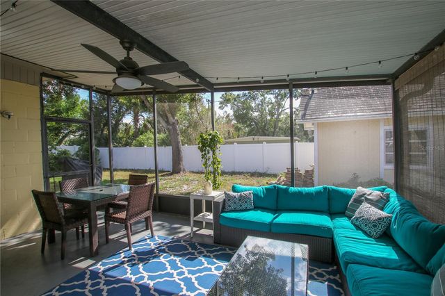 2810 W ROBSON STREET, Tampa, FL 33614