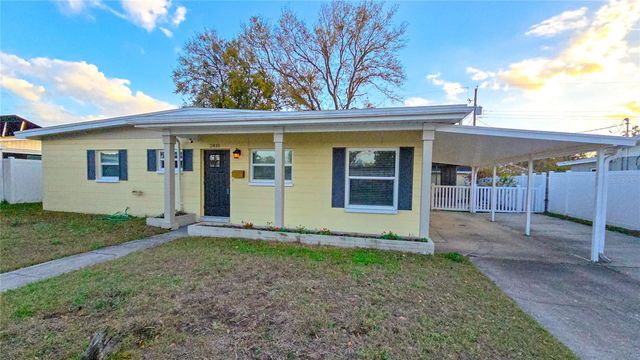 2810 W ROBSON STREET, Tampa, FL 33614