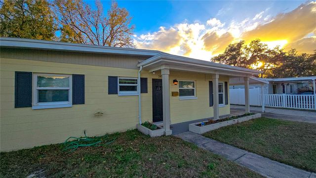 2810 W ROBSON STREET, Tampa, FL 33614
