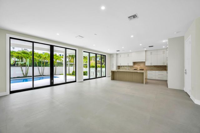 445 NE 11TH Avenue, Fort Lauderdale, FL 33301
