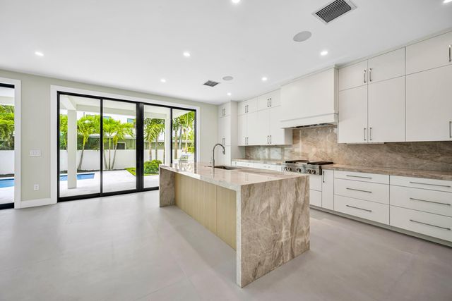 445 NE 11TH Avenue, Fort Lauderdale, FL 33301