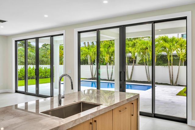445 NE 11TH Avenue, Fort Lauderdale, FL 33301