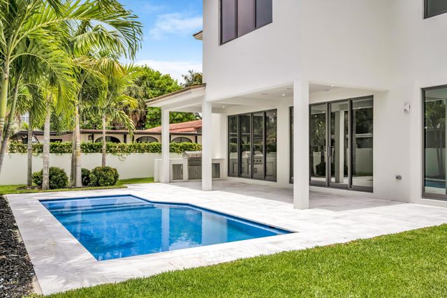 445 NE 11TH Avenue, Fort Lauderdale, FL 33301