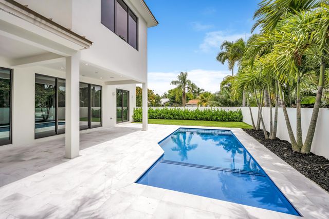 445 NE 11TH Avenue, Fort Lauderdale, FL 33301