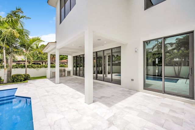 445 NE 11TH Avenue, Fort Lauderdale, FL 33301