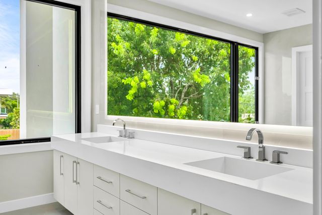445 NE 11TH Avenue, Fort Lauderdale, FL 33301