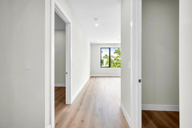445 NE 11TH Avenue, Fort Lauderdale, FL 33301