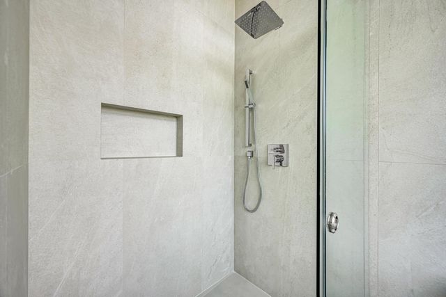 445 NE 11TH Avenue, Fort Lauderdale, FL 33301