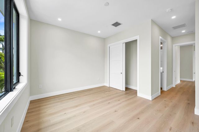 445 NE 11TH Avenue, Fort Lauderdale, FL 33301