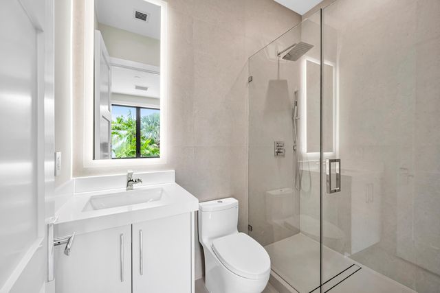 445 NE 11TH Avenue, Fort Lauderdale, FL 33301