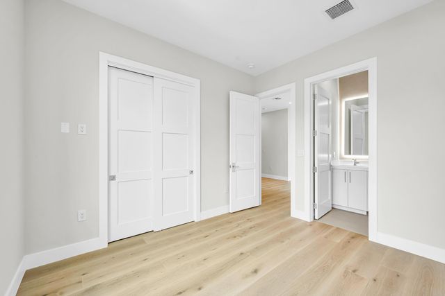 445 NE 11TH Avenue, Fort Lauderdale, FL 33301