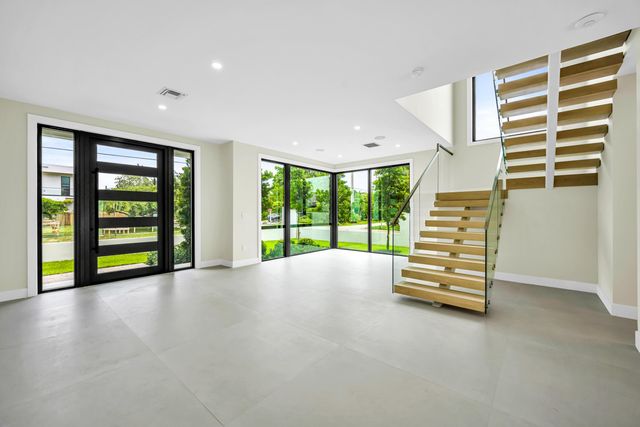 445 NE 11TH Avenue, Fort Lauderdale, FL 33301