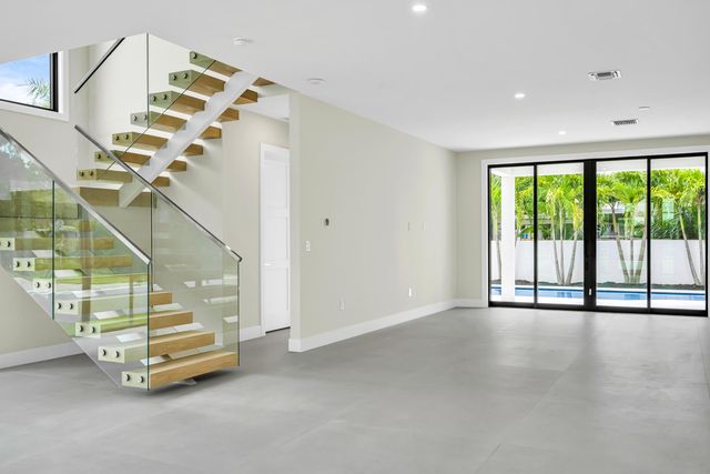445 NE 11TH Avenue, Fort Lauderdale, FL 33301