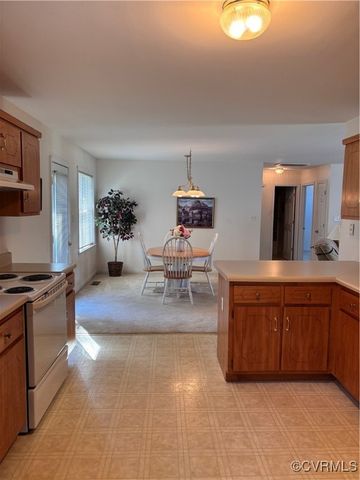 7873 Willow Walk Dr, Chesterfield, VA 23832