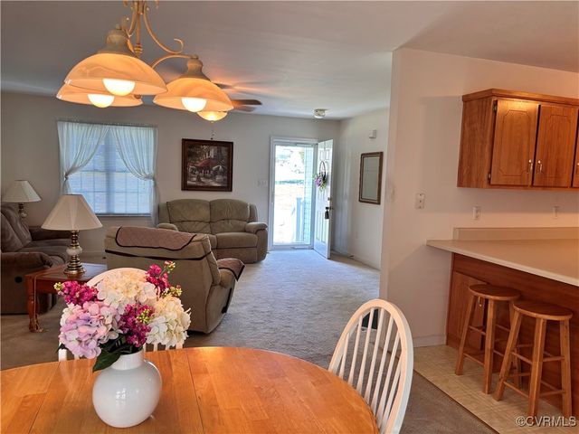 7873 Willow Walk Dr, Chesterfield, VA 23832