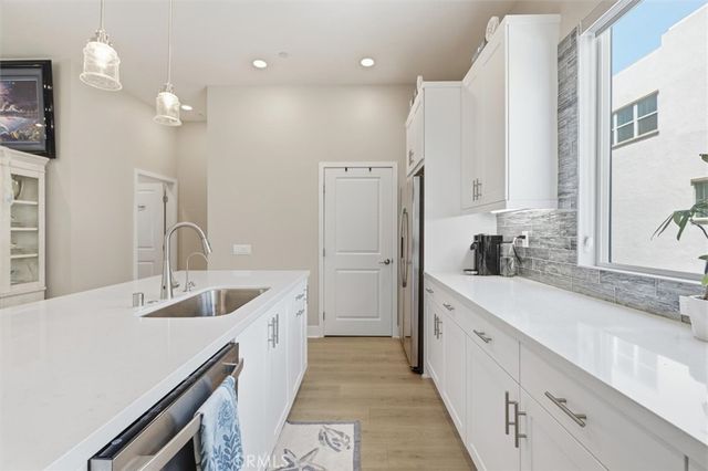 1642 W Saratoga Lane, San Pedro, CA 90732