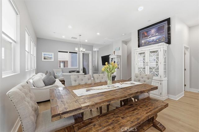 1642 W Saratoga Lane, San Pedro, CA 90732