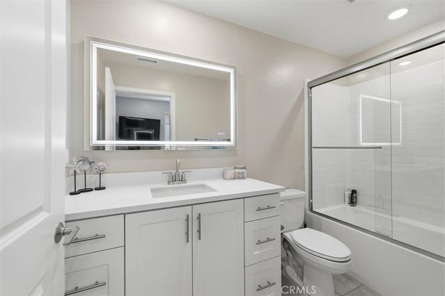 1642 W Saratoga Lane, San Pedro, CA 90732