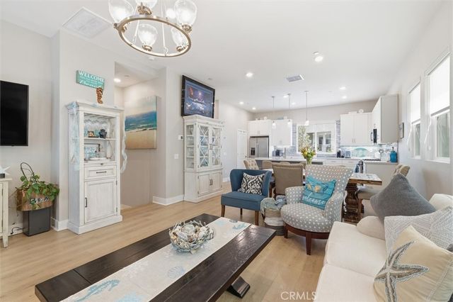 1642 W Saratoga Lane, San Pedro, CA 90732