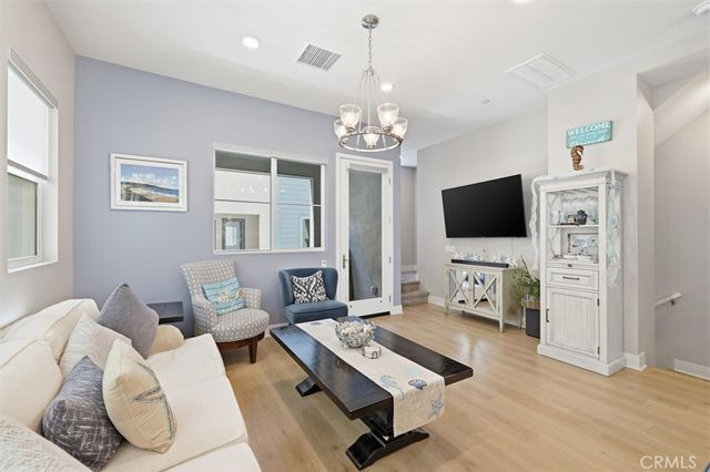 1642 W Saratoga Lane, San Pedro, CA 90732