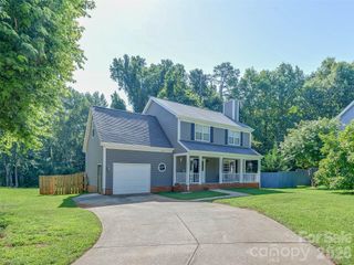 3102 Scotch Moss Court, Charlotte, NC 28269