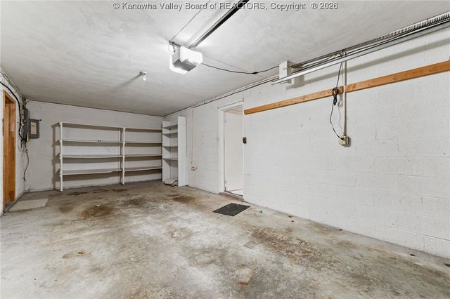 795 Echo Road, South Charleston, WV 25303