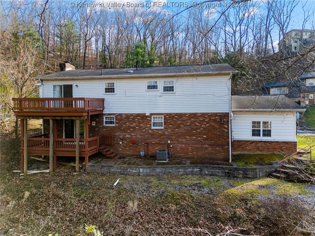 795 Echo Road, South Charleston, WV 25303