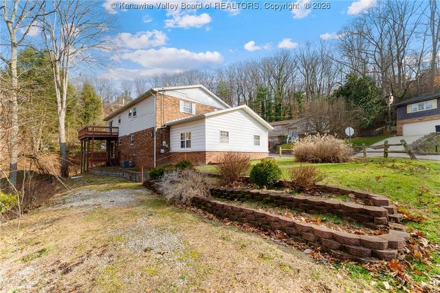 795 Echo Road, South Charleston, WV 25303