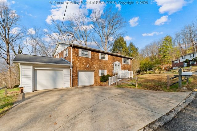 795 Echo Road, South Charleston, WV 25303