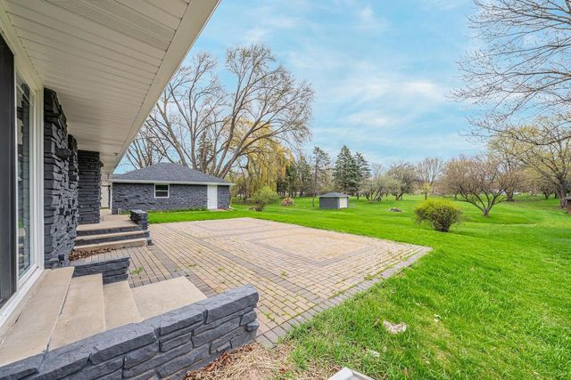 1034 S RIDGE LANE, Appleton, WI 54914