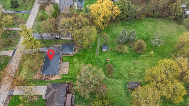 1034 S RIDGE LANE, Appleton, WI 54914