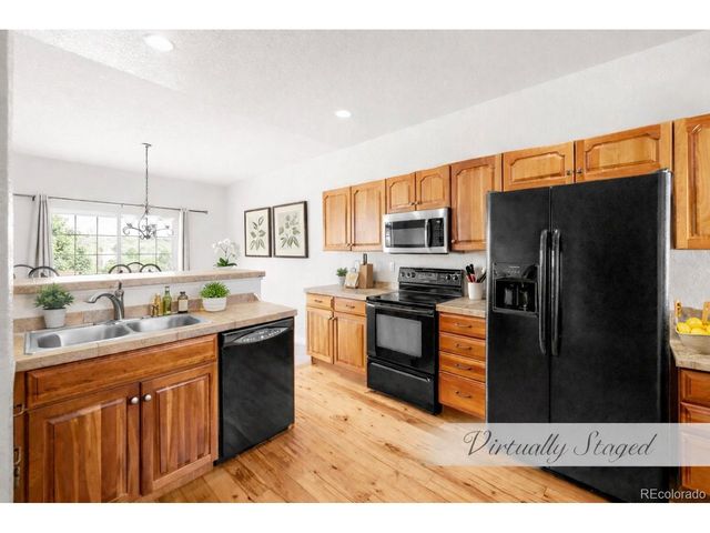 3305 S Indiana St, Lakewood, CO 80228