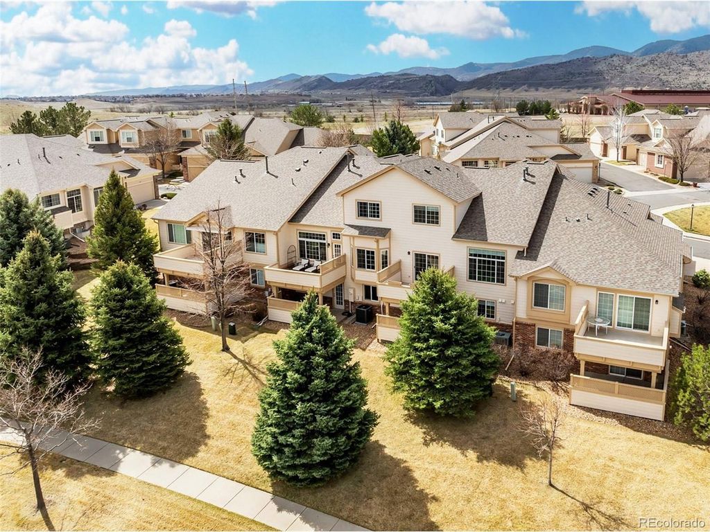 3305 S Indiana St, Lakewood, CO 80228