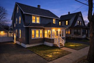 73 Oklahoma St, Springfield, MA 01104