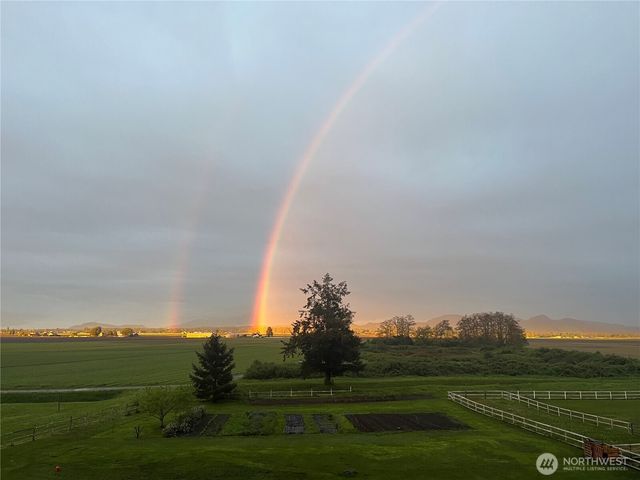 18225 Best Road, Mount Vernon, WA 98273