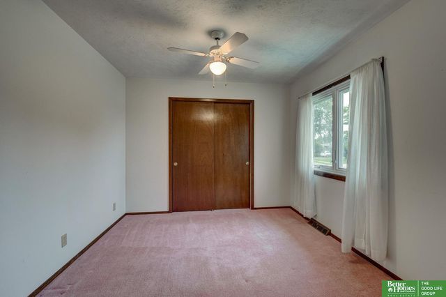 1602 Lawrence Lane, Bellevue, NE 68005