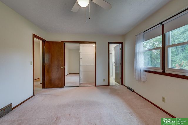 1602 Lawrence Lane, Bellevue, NE 68005