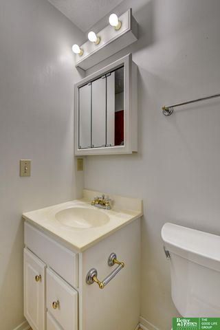 1602 Lawrence Lane, Bellevue, NE 68005