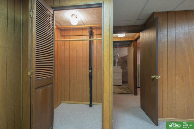1602 Lawrence Lane, Bellevue, NE 68005