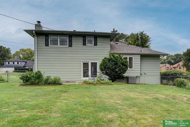 1602 Lawrence Lane, Bellevue, NE 68005