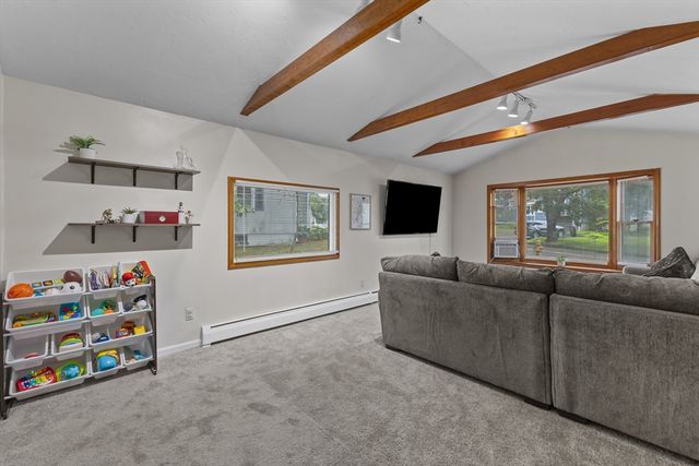 24 June Street Ter, Worcester, MA 01602