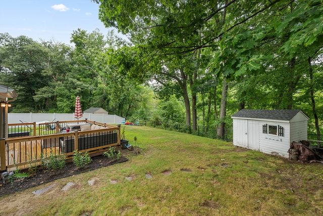 24 June Street Ter, Worcester, MA 01602