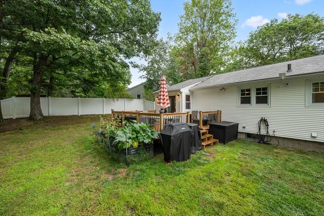 24 June Street Ter, Worcester, MA 01602