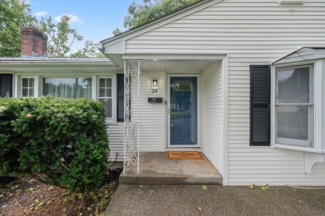 24 June Street Ter, Worcester, MA 01602