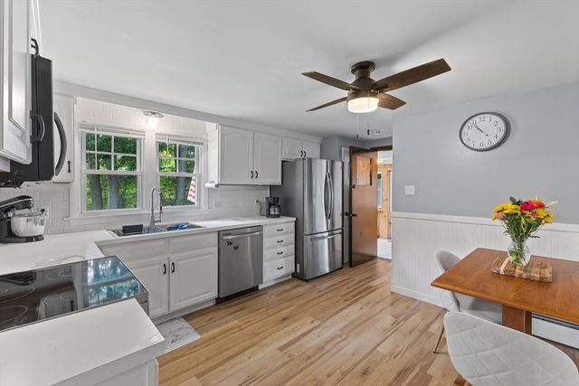 24 June Street Ter, Worcester, MA 01602