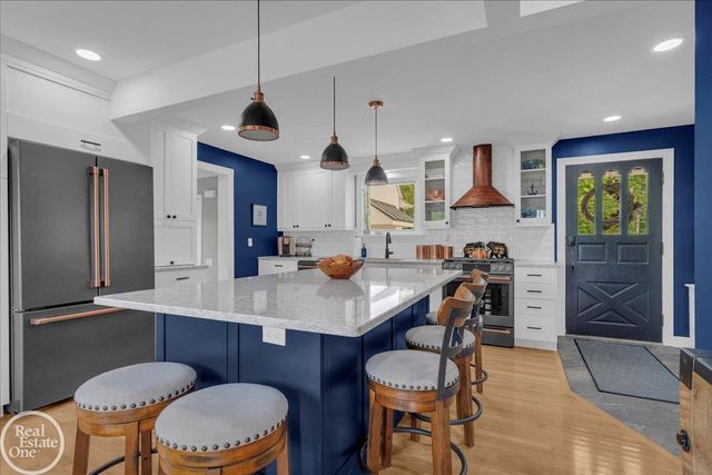 28800 Old North River Road, Harrison Twp, MI 48045