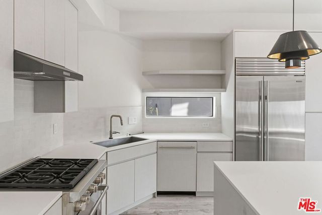 407 Rialto Avenue, Venice, CA 90291