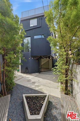 407 Rialto Avenue, Venice, CA 90291